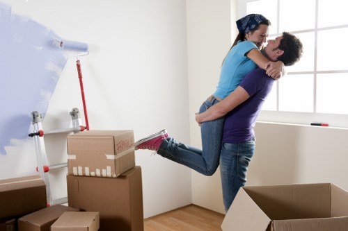 Convenient mobile self storage service in Locksbottom