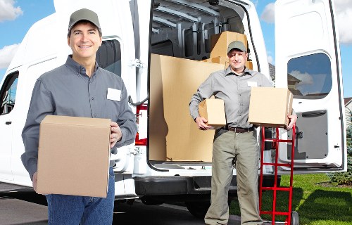 Organised moving checklist for a smooth home relocation in Locksbottom